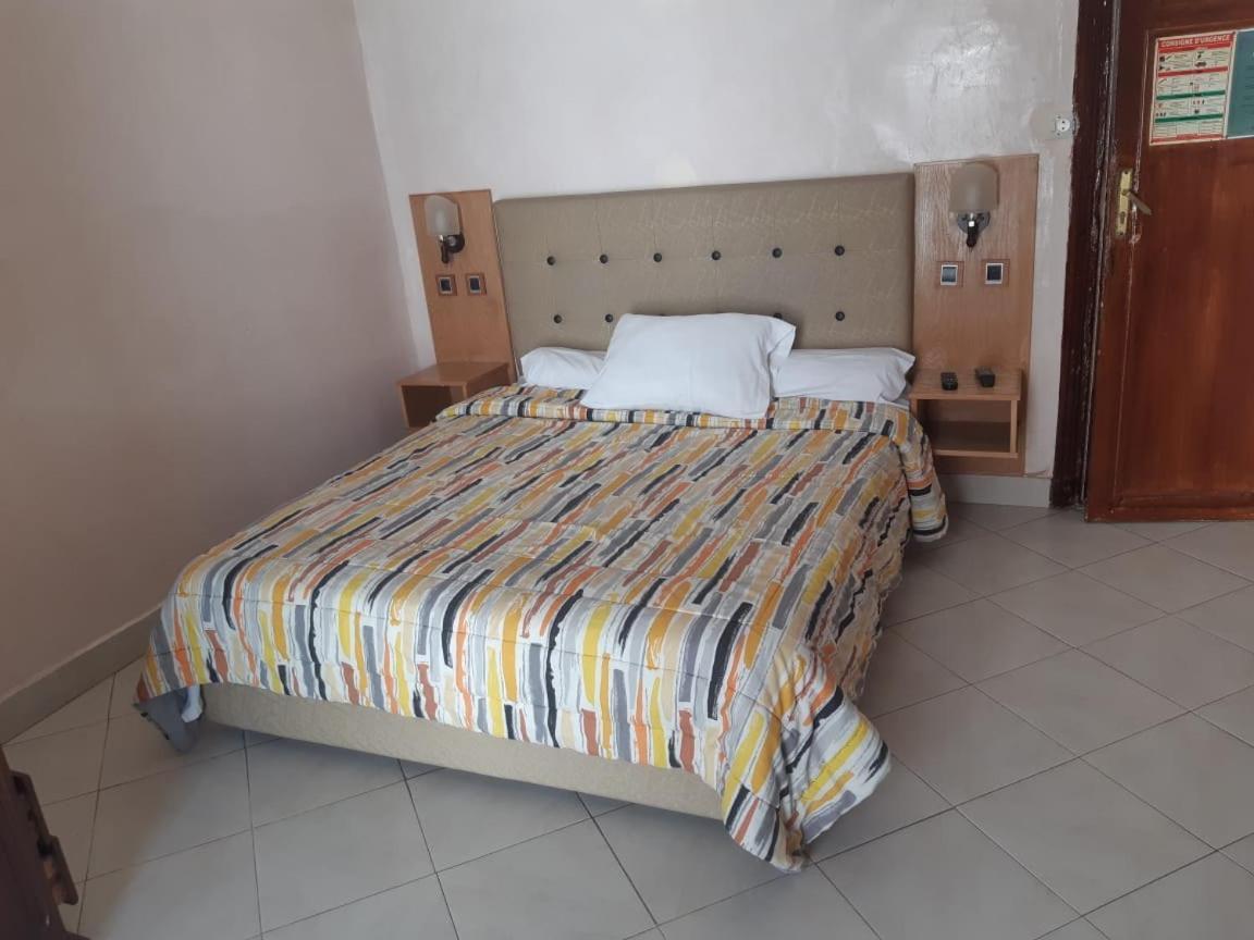 Hotel Velleda Rabat Esterno foto